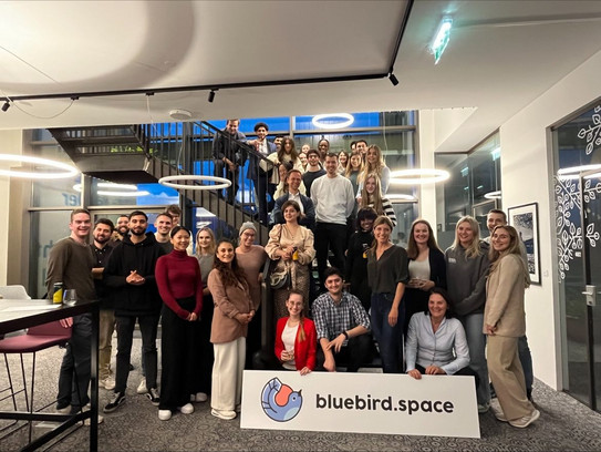 Gruppenfoto vom Coworkingkurs im Wintersemester 2023/2024 in Salzburg