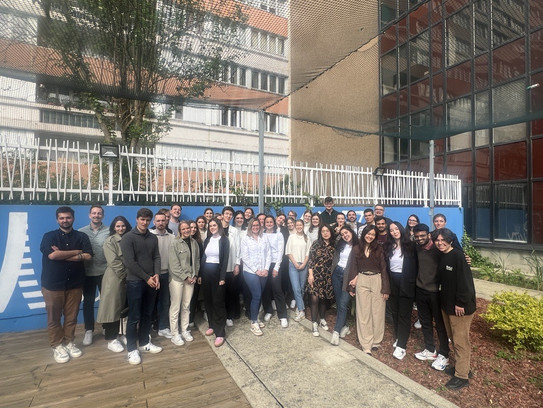 Group photo from the coworking course in the summer term 2024 in Paris